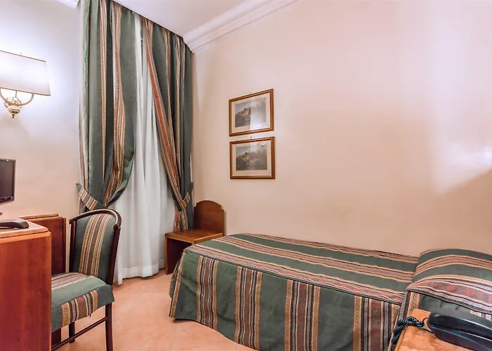 Hotell Raeli Regio 3*