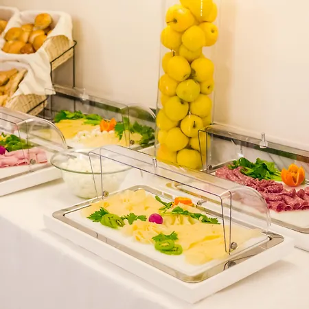 Raeli Regio 3* Řím