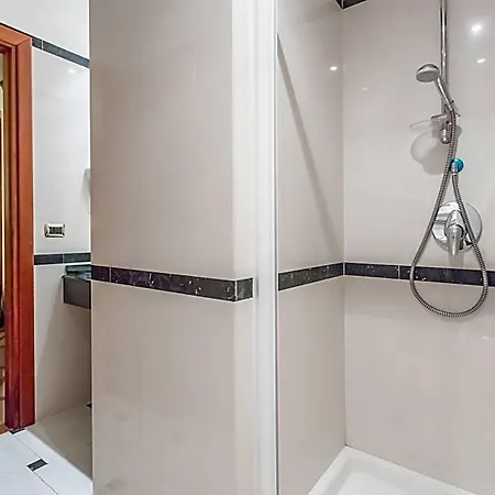 Hotel Raeli Regio 3*