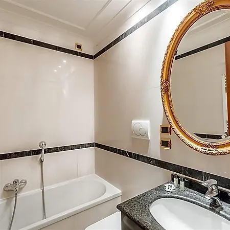 Raeli Regio Hotel Roma