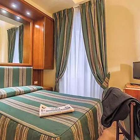 Hotel Raeli Regio 3*