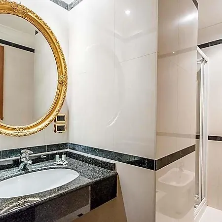 Hotel Raeli Regio Roma