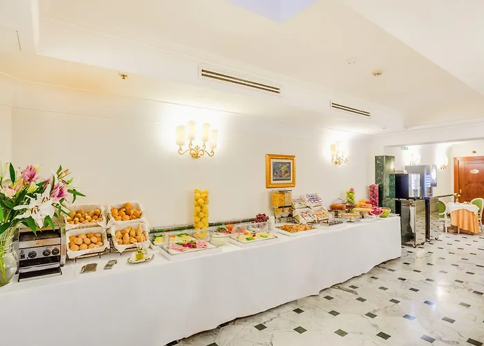 Raeli Regio Hotel