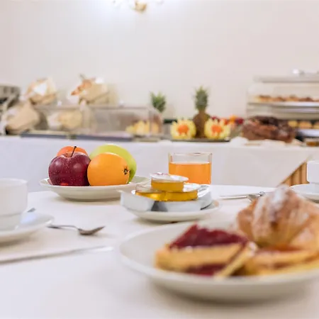 Hotell Raeli Regio Rom