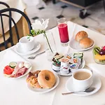 Hotel Raeli Regio Roma